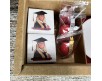 Calamita in ceramica cioccolatini e confetti per Laurea in scatola con avatar e nome bomboniera idea regalo personalizzata diploma di laurea