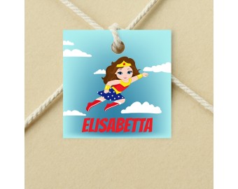 15 cartellini tag bigliettini piccole supereroine per compleanno bambini personalizzati con nomi personaggio a scelta per bomboniere ricordino regalo fine festa segnaposto