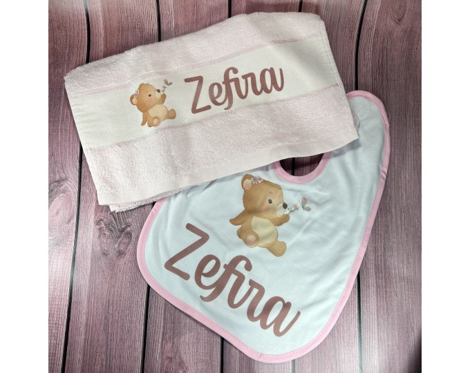 Set coordinato personalizzato bavaglino e asciugamano per scuola e asilo  regalo nascita futura mamma orsetto leoncino